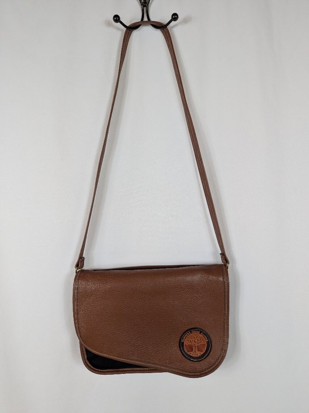 Tanners Creek Leather Canvas Shoulder Bag Black Brown Expandable Pockets Vintage